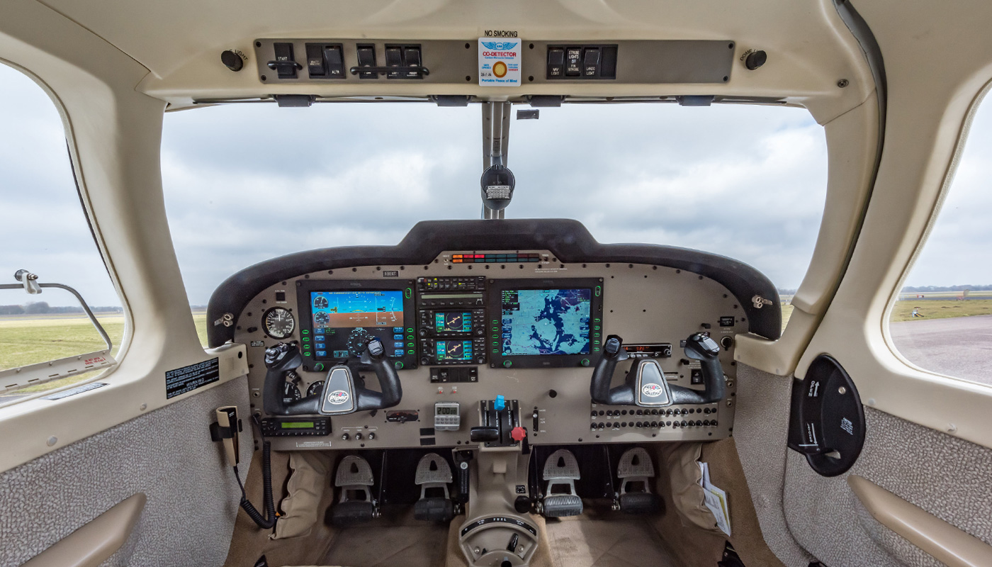 2004 Piper Saratoga Avidyne Avionics