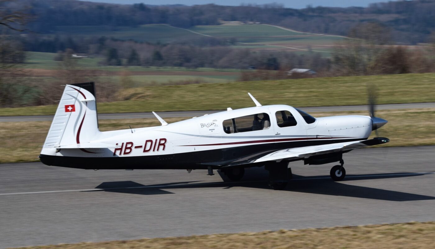 Mooney M20M, HB-DIR, right